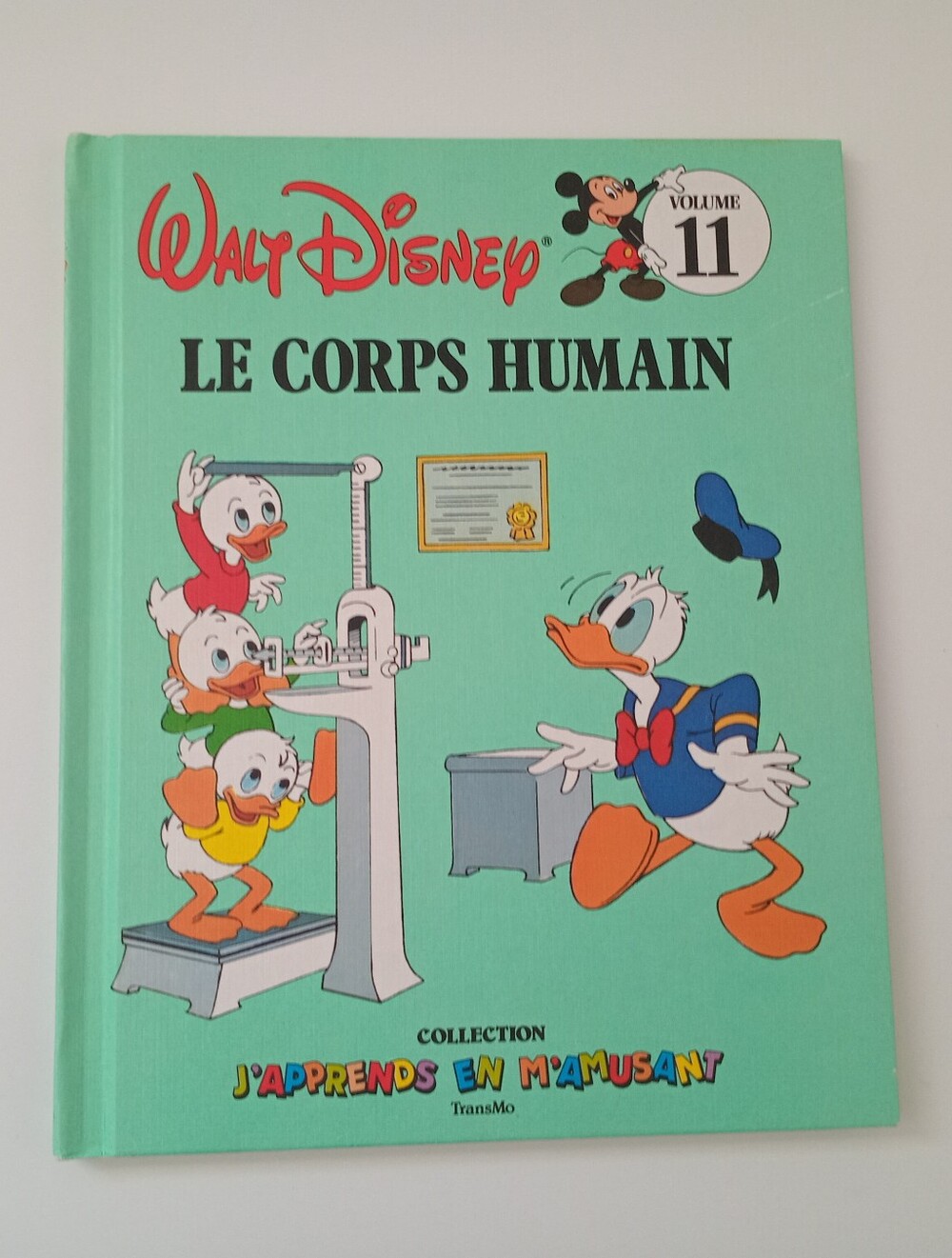 Vintage 1983 Walt Disney Le Corps Humain Vol 11 French Hardcover Book